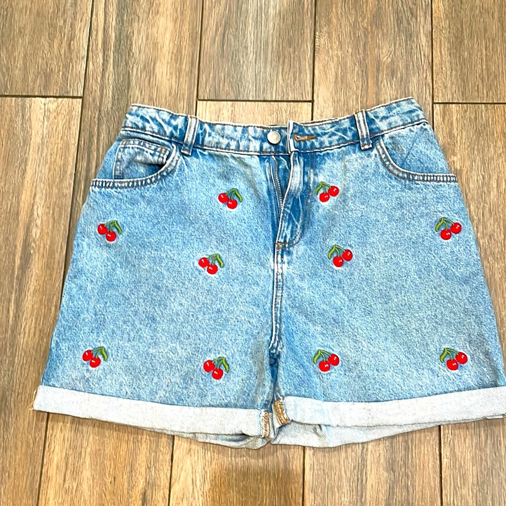 Girls Denim Shorts 🍒